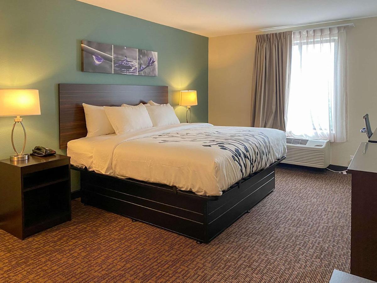 Sleep Inn Greensboro - Coliseum Area Eksteriør bilde
