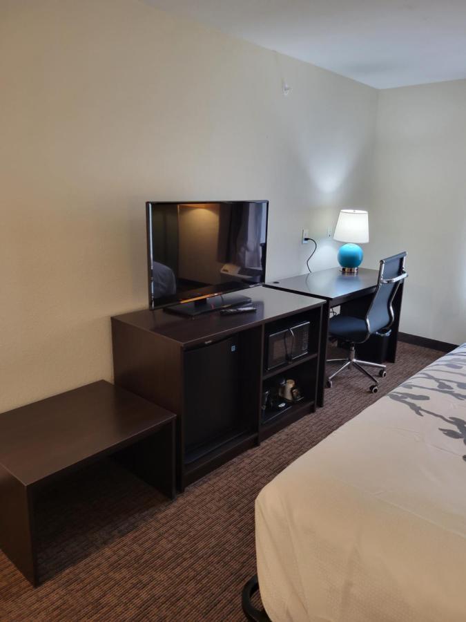 Sleep Inn Greensboro - Coliseum Area Eksteriør bilde