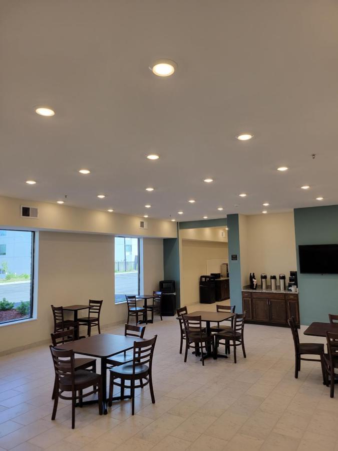 Sleep Inn Greensboro - Coliseum Area Eksteriør bilde